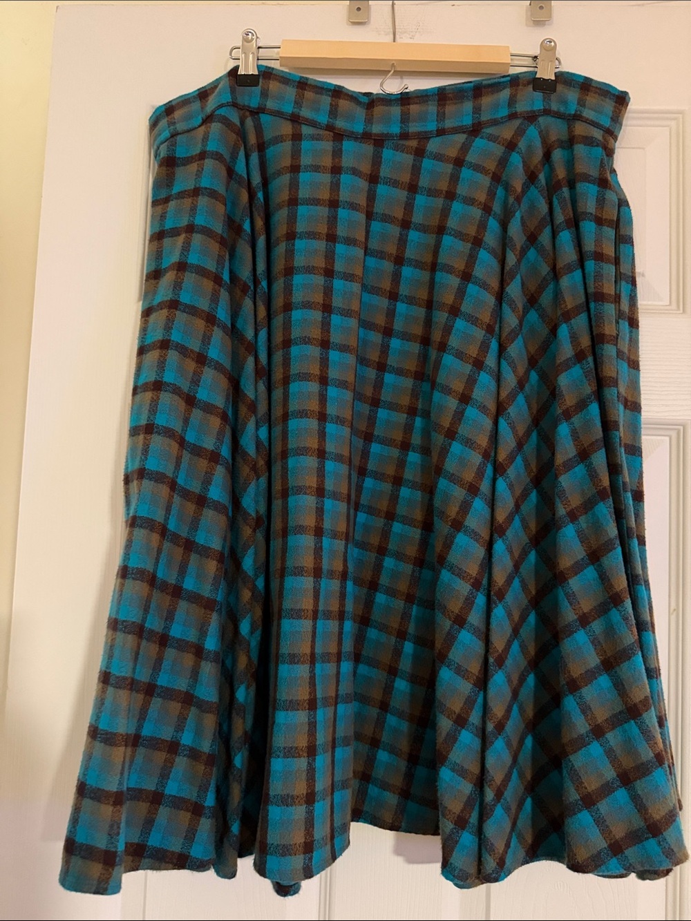 Heart of Haute Plaid Skirt